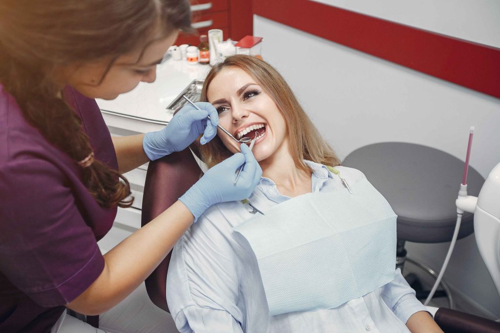 Teeth Whitening Options in Richardson Clinics