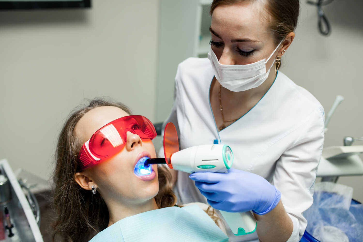 Elevate Your Smile Exploring Advanced Teeth Whitening Techniques